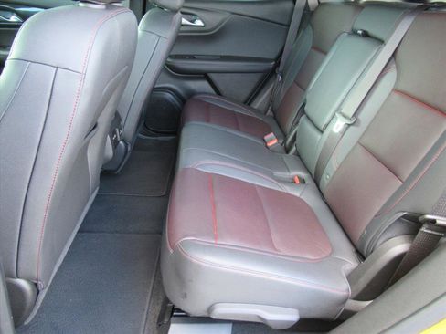 Used 2022 Chevrolet Blazer RS w/ Enhanced Convenience Package image 27