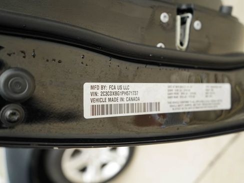 Used 2023 Dodge Charger SXT RWD image 37