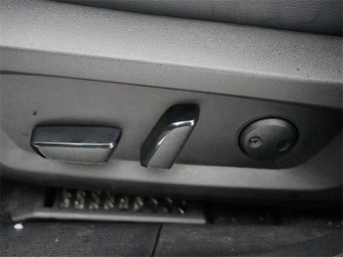 Used 2023 Mitsubishi Outlander SEL image 18