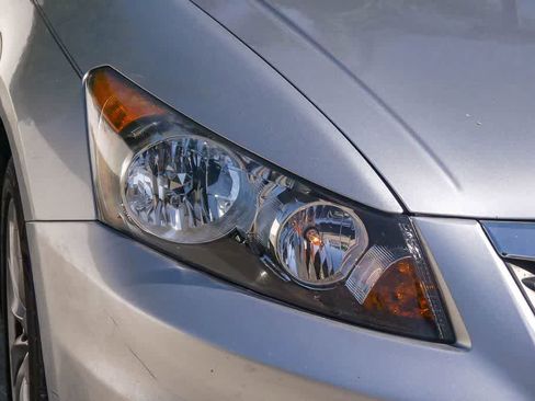 Used 2012 Honda Accord EX-L image 4