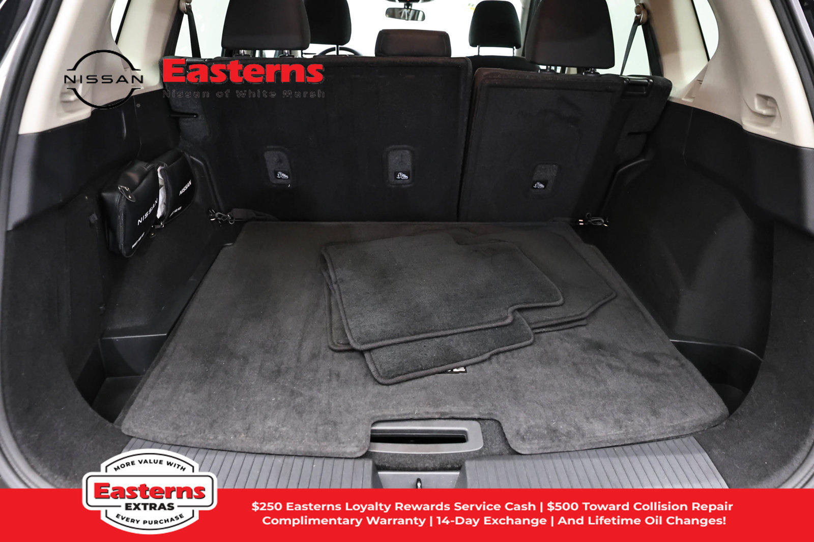 Used 2023 Nissan Rogue S AWD/4WD image 9