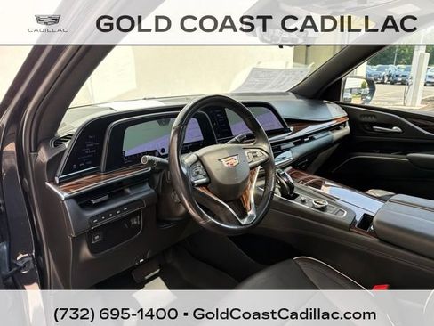 Used 2023 Cadillac Escalade ESV Premium Luxury AWD/4WD image 22