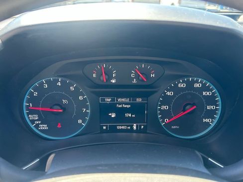 Used 2018 Chevrolet Equinox LT FWD image 21