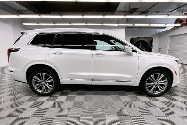 Used 2023 Cadillac XT6 Premium Luxury AWD/4WD image 15