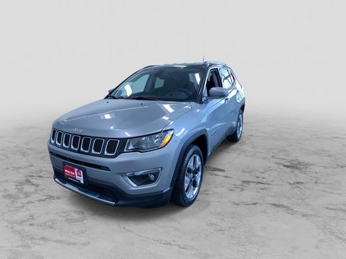 Used 2017 Jeep Compass Limited image 6