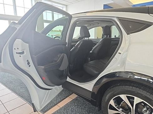 Used 2023 Ford Mustang Mach-E Premium image 28