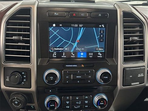 Used 2018 Ford F150 Platinum w/ Equipment Group 701A Luxury image 24