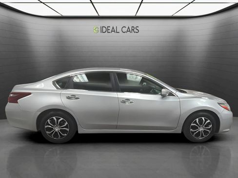 Used 2018 Nissan Altima 2.5 S w/ S Convenience Package FWD image 4