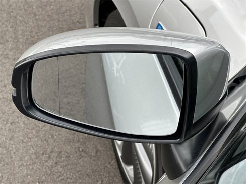 Used 2018 Honda Clarity Touring image 9