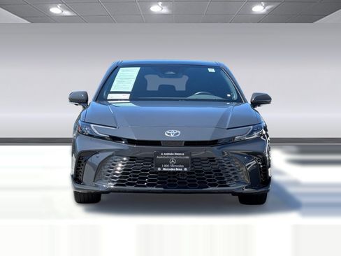 Used 2025 Toyota Camry XSE FWD image 5