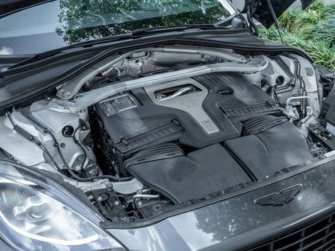 Used 2021 Aston Martin DBX AWD/4WD image 34
