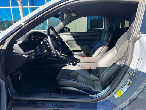 Used 2023 Porsche 911 Carrera 4 GTS w/ Premium Package image 18