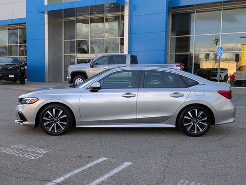 Used 2024 Honda Civic EX image 8