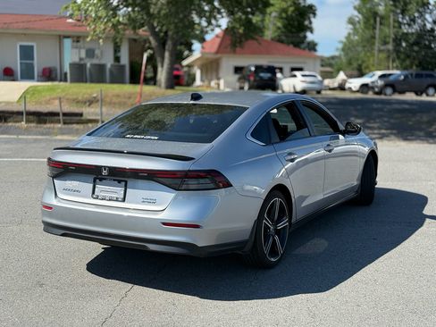 Used 2023 Honda Accord Sport image 6
