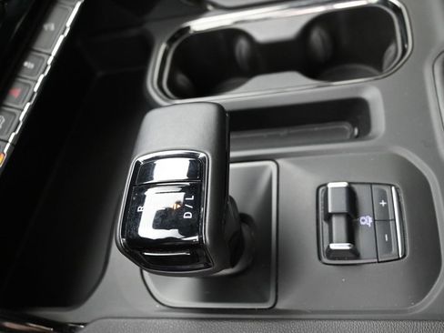 Certified 2024 GMC Sierra 1500 AT4 w/ Technology Package image 16