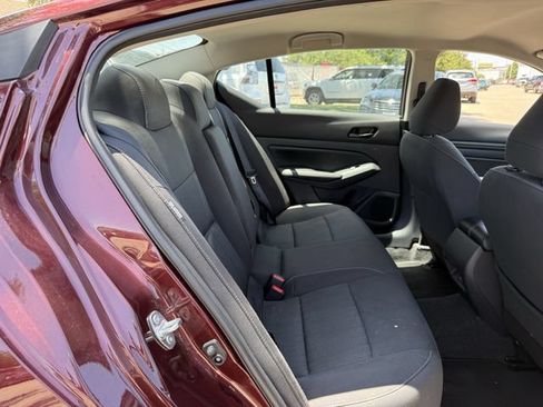 Used 2025 Nissan Altima 2.5 SV AWD/4WD image 30