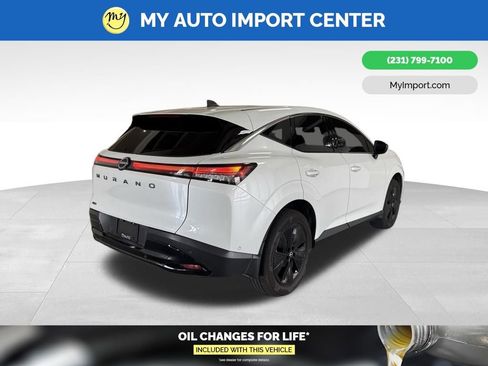 Used 2025 Nissan Murano SV AWD/4WD image 4