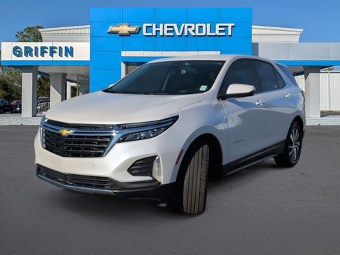 Used 2024 Chevrolet Equinox LT image 11