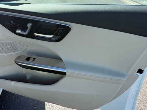 Used 2025 Mercedes-Benz C 300 Sedan image 19