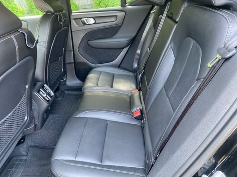 Used 2019 Volvo XC40 T5 Momentum AWD/4WD image 20