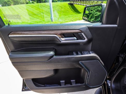 Used 2022 Chevrolet Silverado 1500 LT w/ LPO, Dark Essentials Package RWD image 31