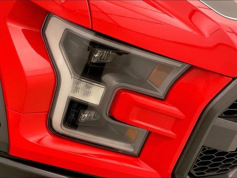 Used 2019 Ford F150 Raptor w/ Equipment Group 802A Luxury AWD/4WD image 27