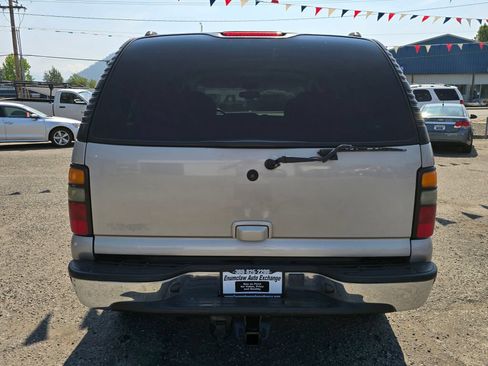 Used 2004 GMC Yukon SLE w/ Sound System Plus Package AWD/4WD image 6