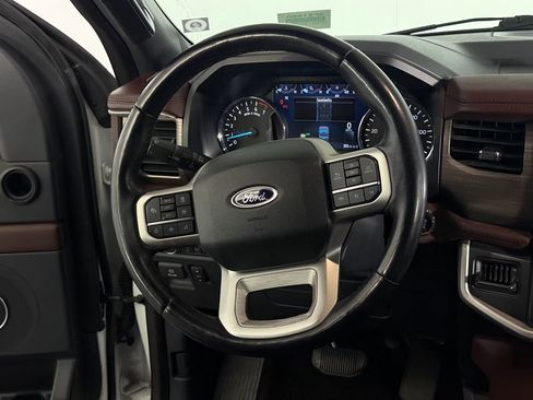 Used 2022 Ford Expedition Max Limited AWD/4WD image 16