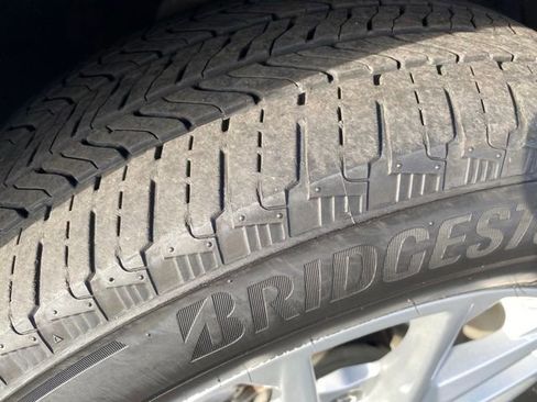 Used 2024 Chevrolet Equinox LS w/ LS Convenience Package image 21