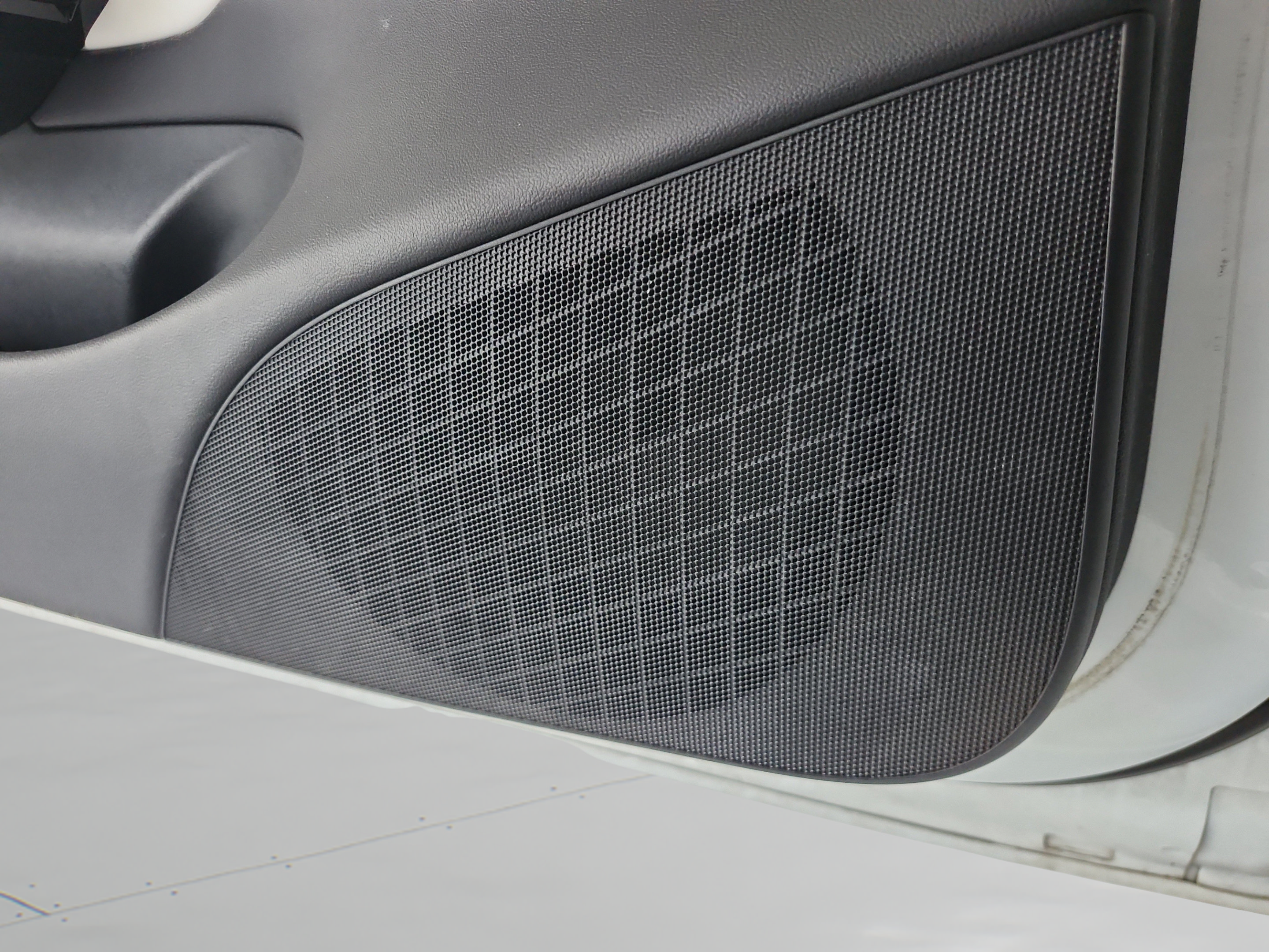 Used 2018 Tesla Model 3 Long Range RWD image 24