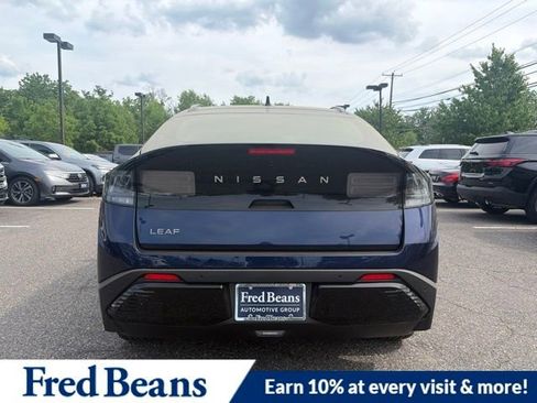 New 2026 Nissan Leaf Platinum+ w/ Floor Mat Package (Platinum+) FWD image 7