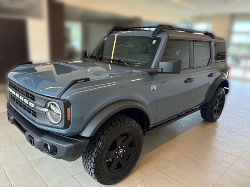 Certified 2025 Ford Bronco Big Bend w/ Black Diamond Package AWD/4WD image 4