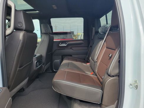 New 2026 GMC Sierra 3500 Denali w/ Denali Reserve Package image 30