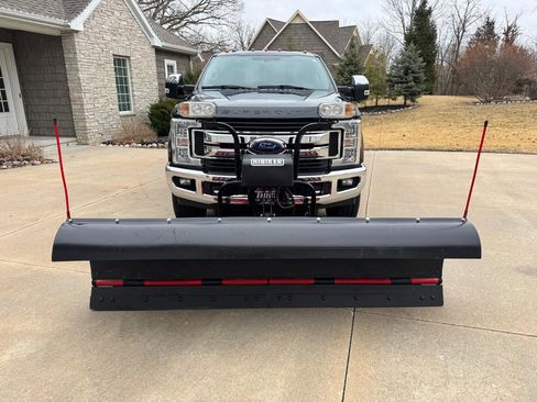 Used 2017 Ford F250 XLT w/ XLT Premium Package image 11