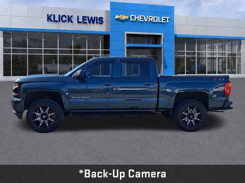 Used 2018 Chevrolet Silverado 1500 LT w/ All Star Edition AWD/4WD image 4