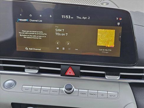 Used 2024 Hyundai Elantra Limited image 17