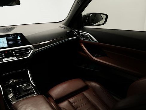 Used 2021 BMW 430i Convertible image 16