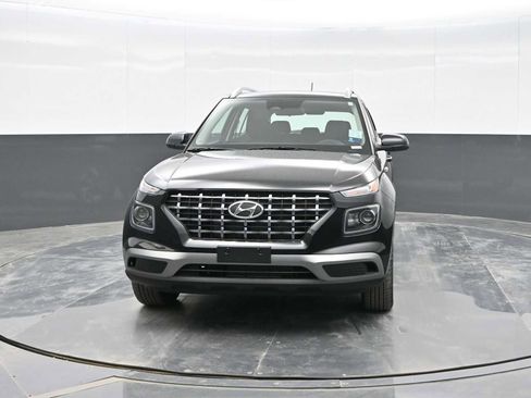 New 2026 Hyundai Venue SEL image 3