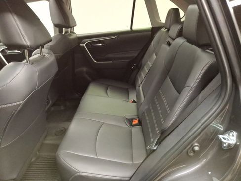 Used 2025 Toyota RAV4 XLE Premium image 12