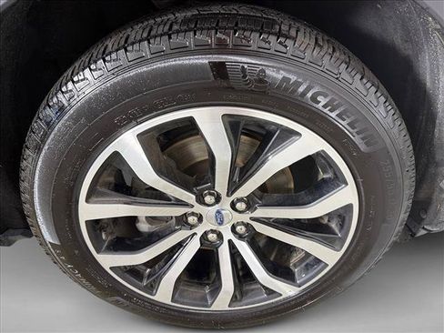 Used 2025 Ford Explorer ST-Line AWD/4WD image 13
