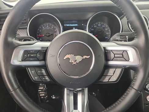 Used 2018 Ford Mustang Coupe image 11