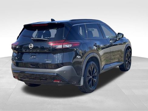 Certified 2023 Nissan Rogue SV w/ SV Premium B Package AWD/4WD image 4