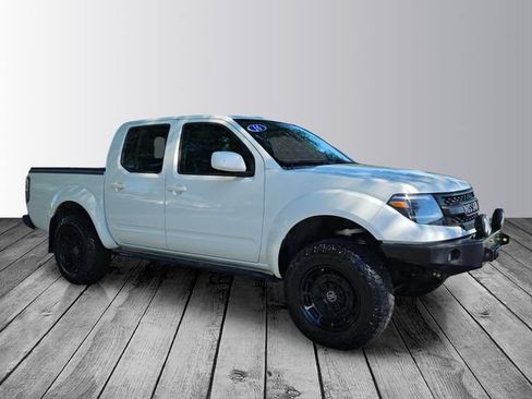 Used 2016 Nissan Frontier PRO-4X AWD/4WD image 7
