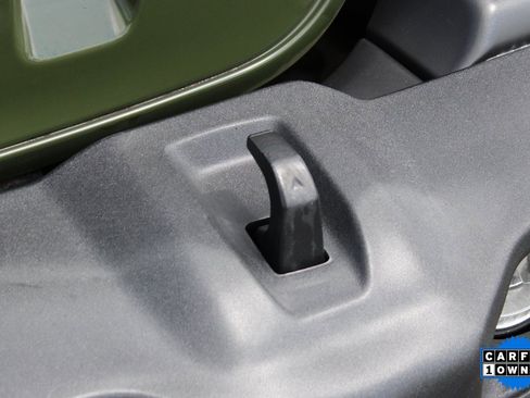 Used 2022 Jeep Wrangler Unlimited Sport image 37