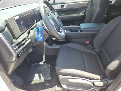 New 2026 Hyundai Santa Fe SE FWD image 4