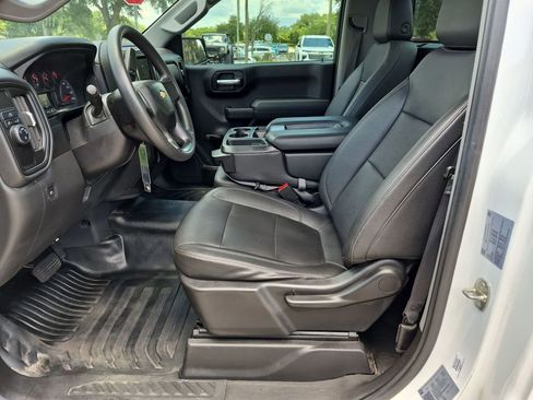 Used 2021 Chevrolet Silverado 1500 W/T RWD image 17