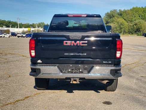 Used 2024 GMC Sierra 2500 SLE w/ SLE Value Package; AWD/4WD image 6