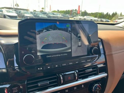 Used 2025 Nissan Pathfinder Platinum w/ Cargo Package FWD image 25