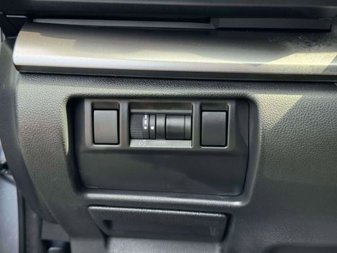 Used 2024 Subaru Impreza 2.0i Sport AWD/4WD image 18