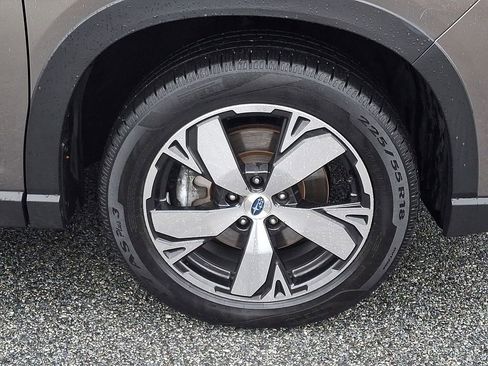 Used 2021 Subaru Forester Touring w/ Popular Package #2 image 9